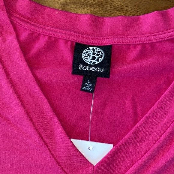 NWT  Bobeau V-Neck Butter Top in Fuchsia - Picture 7 of 11